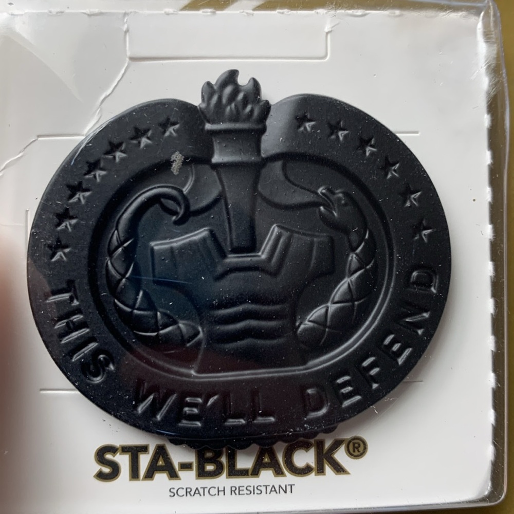 New US ARMY Drill Sergeant Identification Badge IRA GREEN STA-BLACK